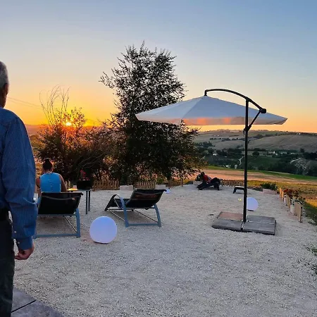 Casale Nonno Dario, Balcone Delle Marche Cingoli Διαμέρισμα Troviggiano